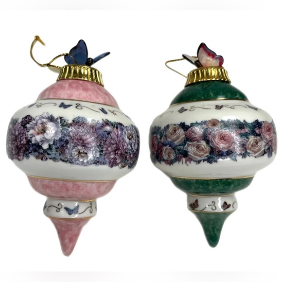 Bradford Editions Lena Liu Christmas Porcelain Ornaments Lot of 2 - Picture 2 of 9